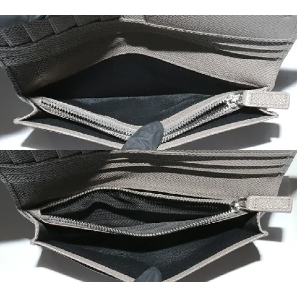 Bvlgari Vintage Pre-owned Leather wallets Gray Dames