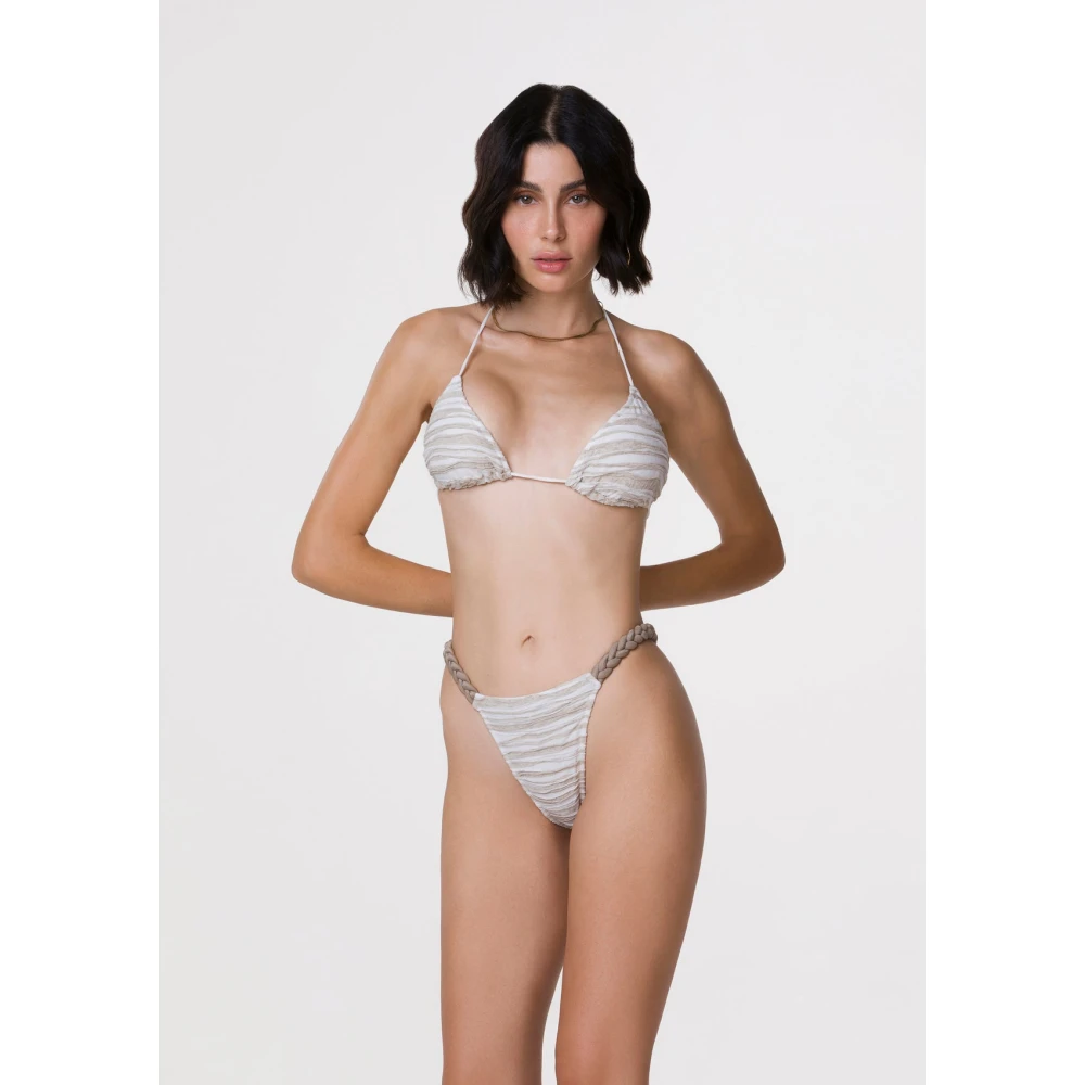 Me-Fui Twist Driehoekige Bikini met Gevlochten Slip Beige Dames