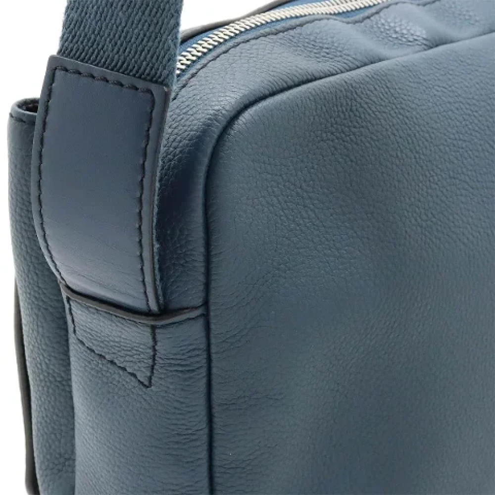Loewe Pre-owned Leather shoulder-bags Blue Dames