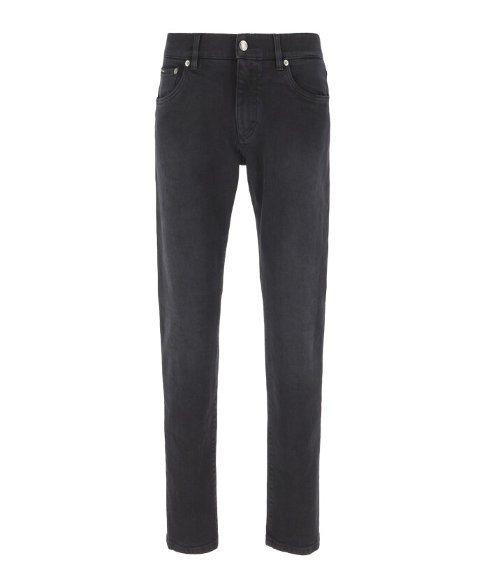 jeans-en-denim-classiques-pour-un-usage-quotidien