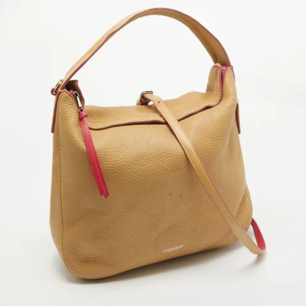 Coach Pre-owned Leather handbags Beige Dames