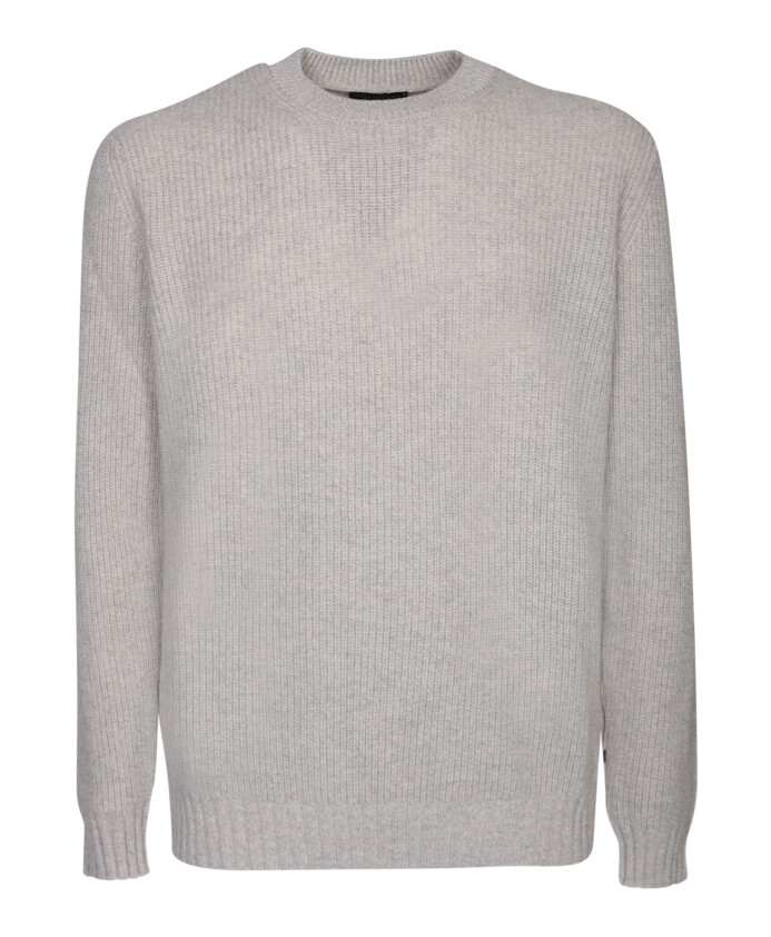 grey-knitwear-aw23-stylish-cozy