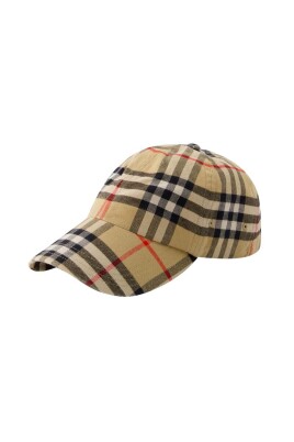 beige-baseball-cap-for-women