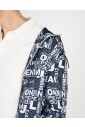 veste-de-style-simple-avec-capuche-et-fermeture-eclair