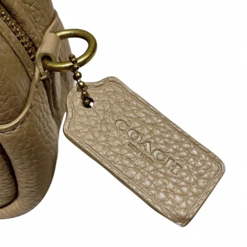Coach Pre-owned Leather shoulder-bags Beige Dames