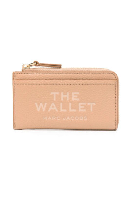 beige-leather-wallet-with-zip-closure