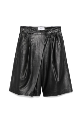black-leather-pant-emily-r-style
