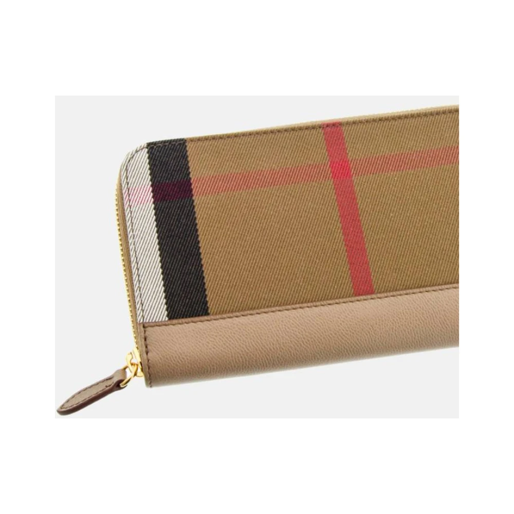 Burberry Geruite Beige Leren Portemonnee met Rits Beige Dames