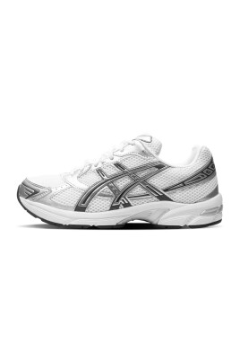 baskets-sportives-blanches-argent