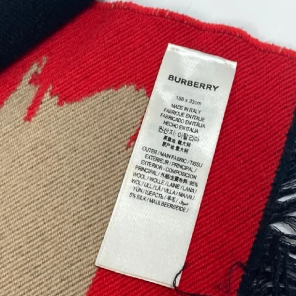 Burberry Vintage Pre-owned Wool scarves Brown Dames