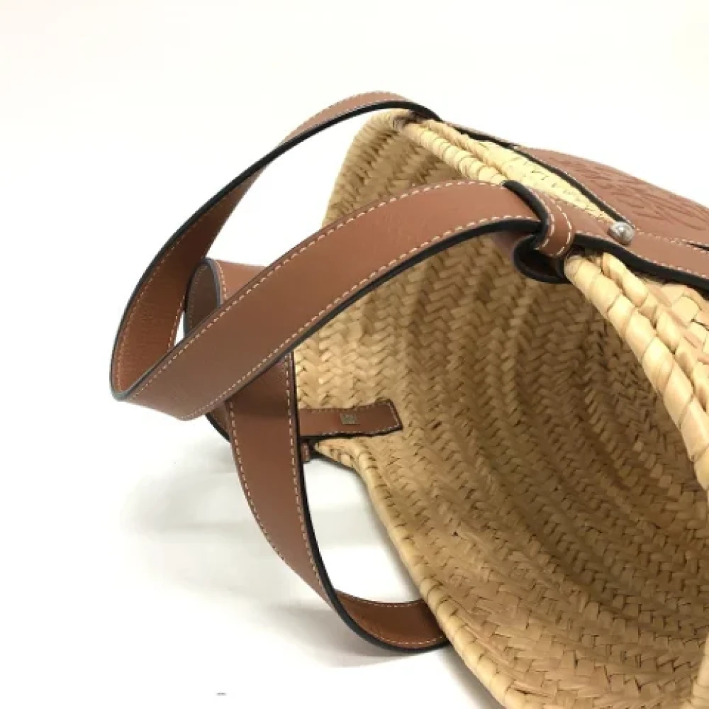 Loewe Pre-owned Fabric handbags Beige Dames