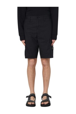 minimalistiska-skraddade-shorts-for-man
