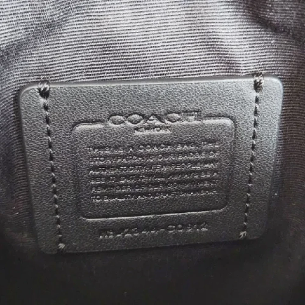 Coach Pre-owned Fabric shoulder-bags Black Dames
