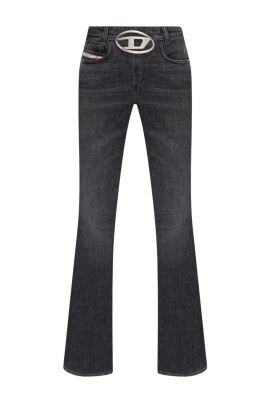 bootcut-jeans