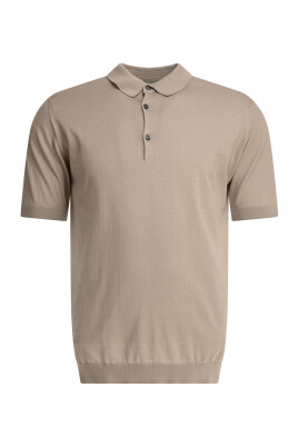 beige-polo-shirt-casual-elegance