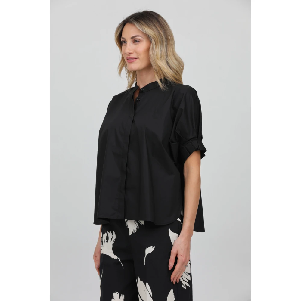 MeiMeiJ Wijde blouse met guru kraag en pofmouw Black Dames
