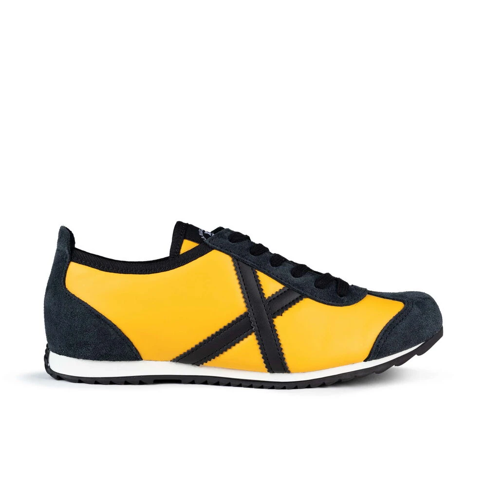 Shoes > Sneakers - - Munich - Modalova