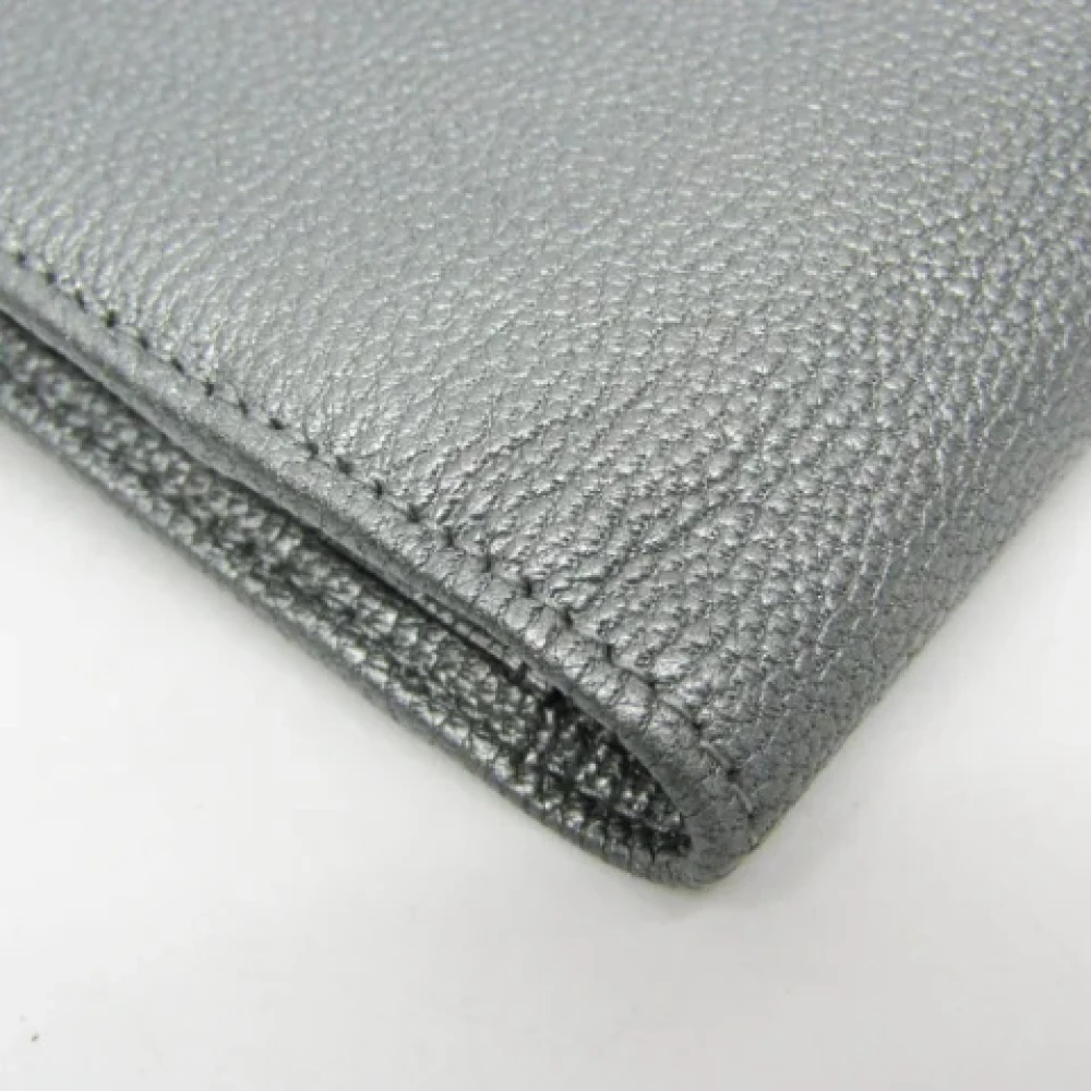 Chanel Vintage Pre-owned Leather wallets Gray Dames