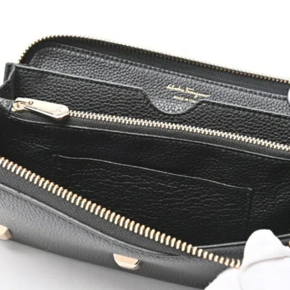 Salvatore Ferragamo Pre-owned Leather wallets Black Dames