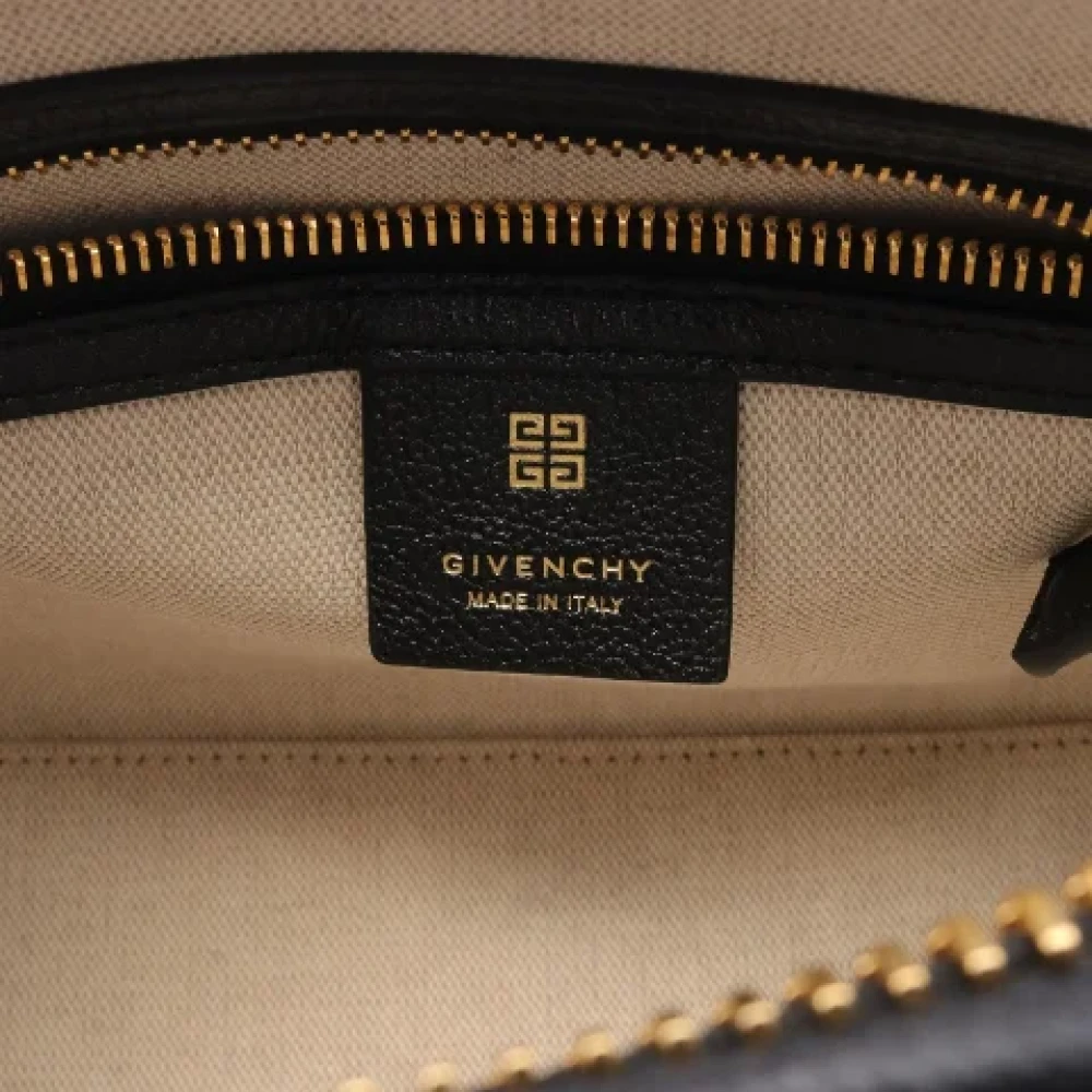 Givenchy Pre-owned Leather handbags Black Dames