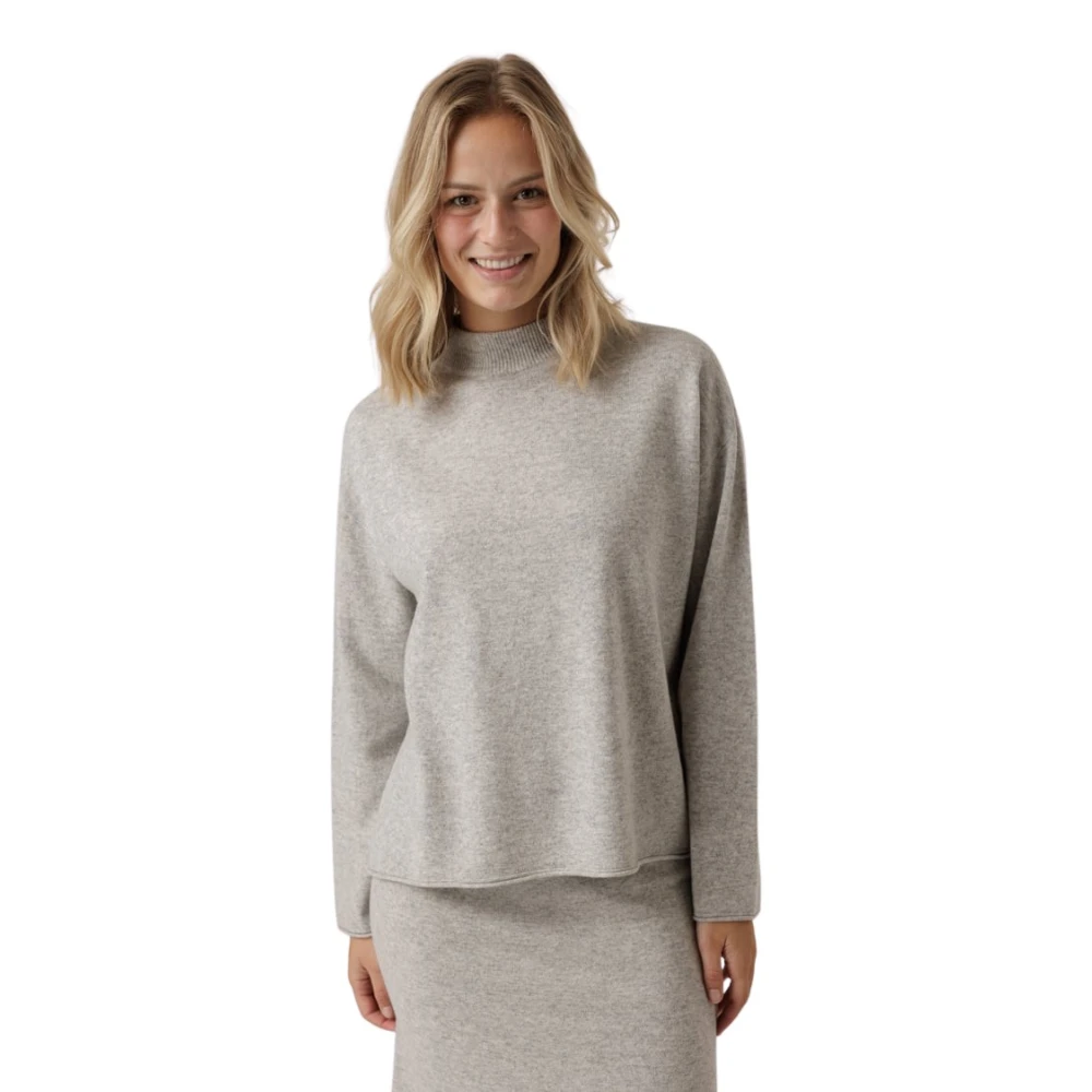 Drykorn Grijze Oversized Trui met Hoge Hals Gray Dames
