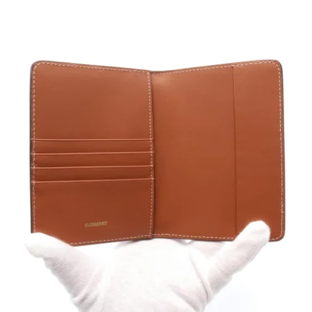 Burberry Vintage Pre-owned Canvas wallets Beige Dames