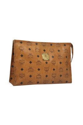 pre-owned-leather-clutches