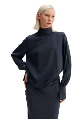 Luna Silk Blouse