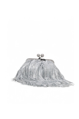 sac-a-bandouliere-chic-avec-chaine