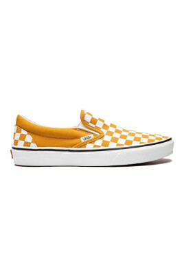 retro-checkboard-slip-on-shoes