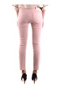 jeans-en-denim-classiques-pour-un-usage-quotidien