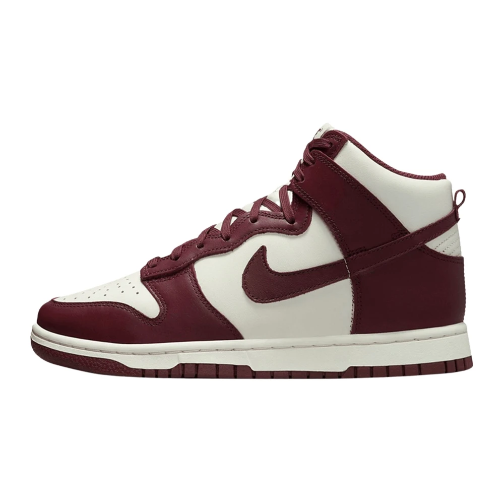 Nike - Shoes > Sneakers - Red - Nike - Modalova