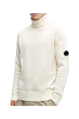white-wool-sweater-with-zippered-pocket