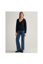 pull-en-laine-merinos-extra-fine-a-col-en-v