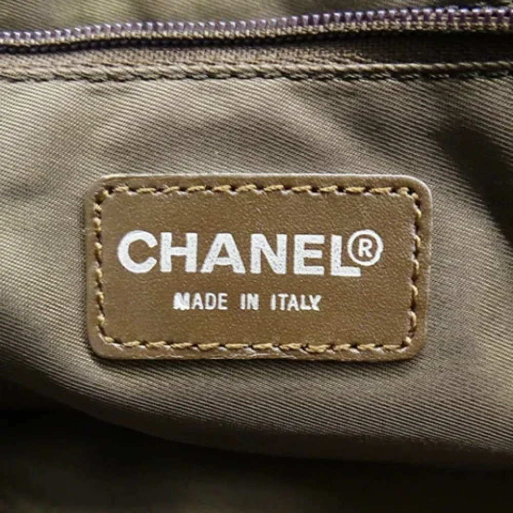 Chanel Vintage Pre-owned Nylon handbags Green Dames