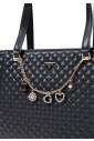 sac-fourre-tout-matelasse-avec-detail-de-chaine