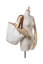 pre-owned-canvas-totes
