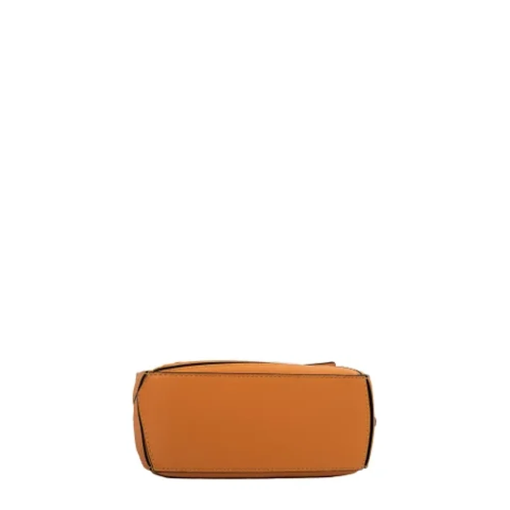 Loewe Pre-owned Leather handbags Orange Dames