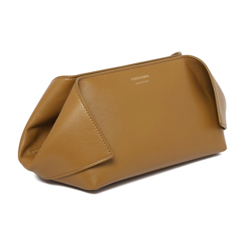 Salvatore Ferragamo Zandbruine Pouch met Polsband Beige Dames