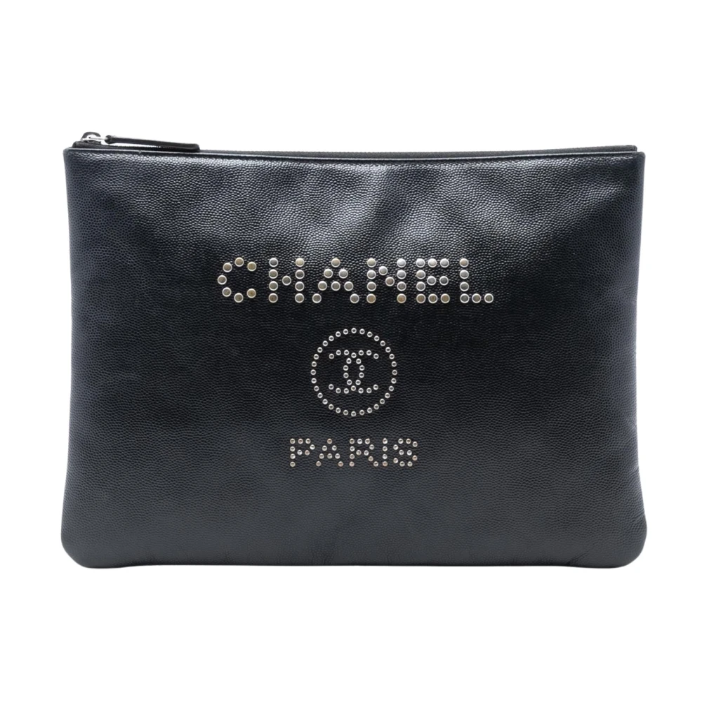 Chanel Vintage Women's Black Pre-Owned Pouch