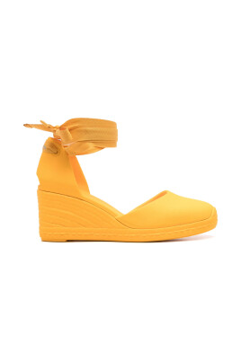stylish-shoes-careen-for-you
