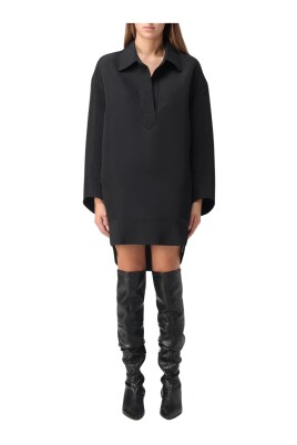 robe-noire-col-chemisier-coupe-decontractee