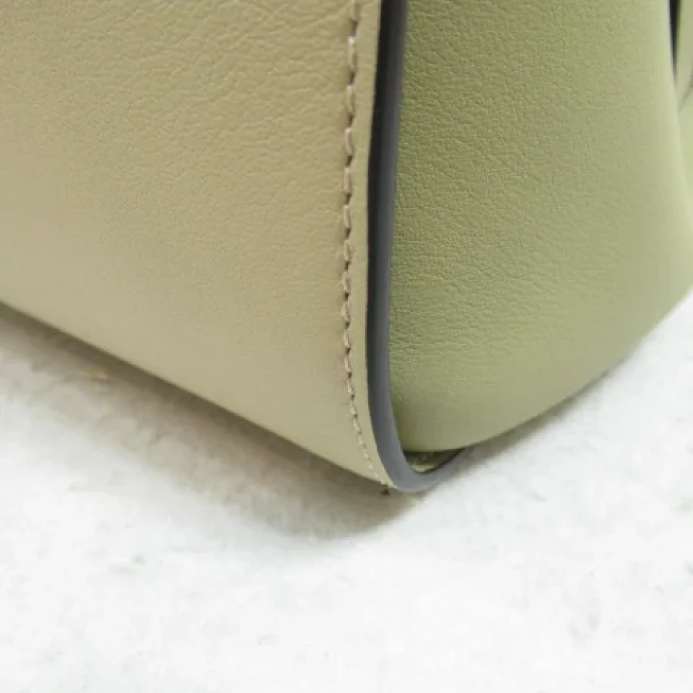 Loewe Pre-owned Leather shoulder-bags Beige Dames
