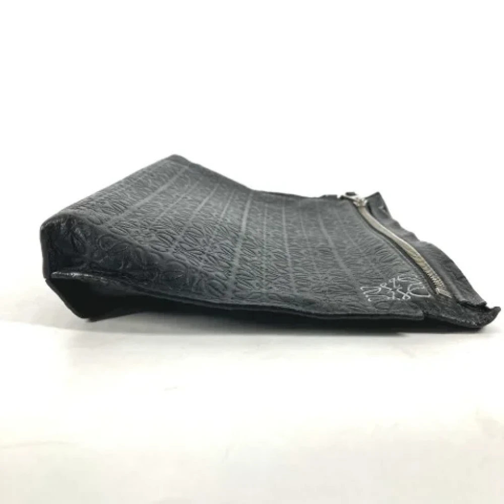 Loewe Pre-owned Leather clutches Black Heren