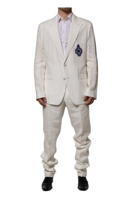 costume-en-lin-creme-leger-brode