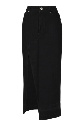 black-long-straight-skirt-with-slit