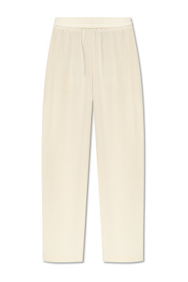 loose-fit-trousers