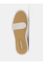 sneaker-en-cuir-avec-detail-en-tissu
