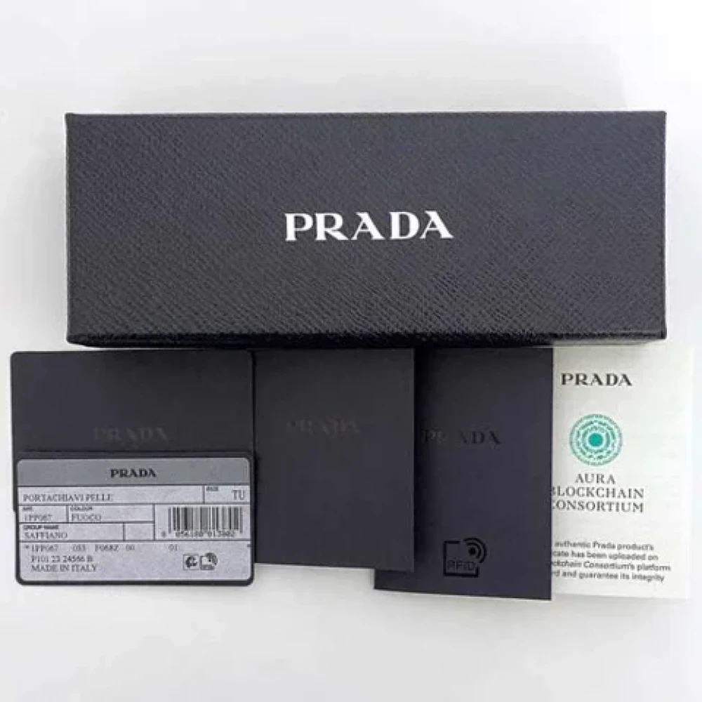 Prada Vintage Pre-owned Leather key-holders Red Dames
