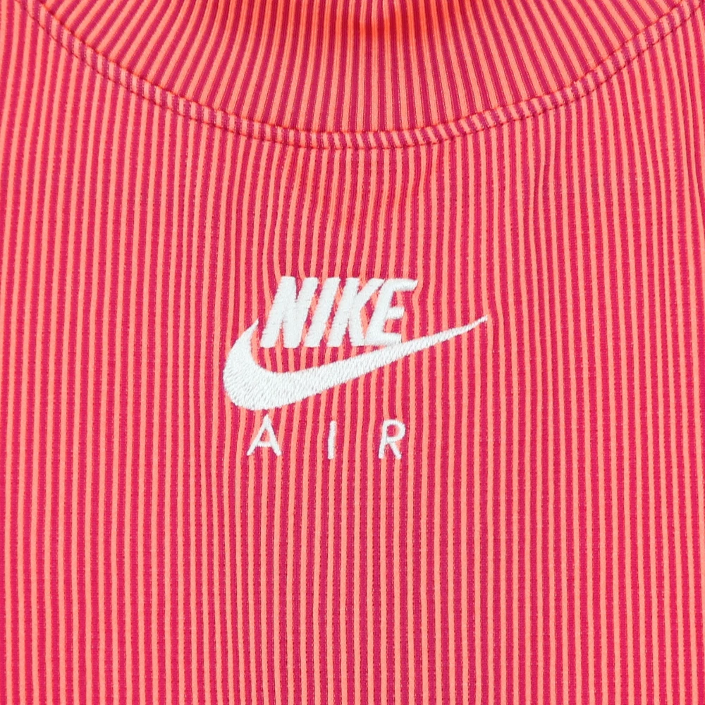 Nike Tweekleurige geribbelde longsleeve T-shirt Red Dames